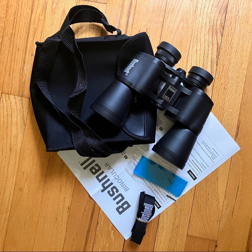 Brand new! Bushnell 20x 50mm Binoculars